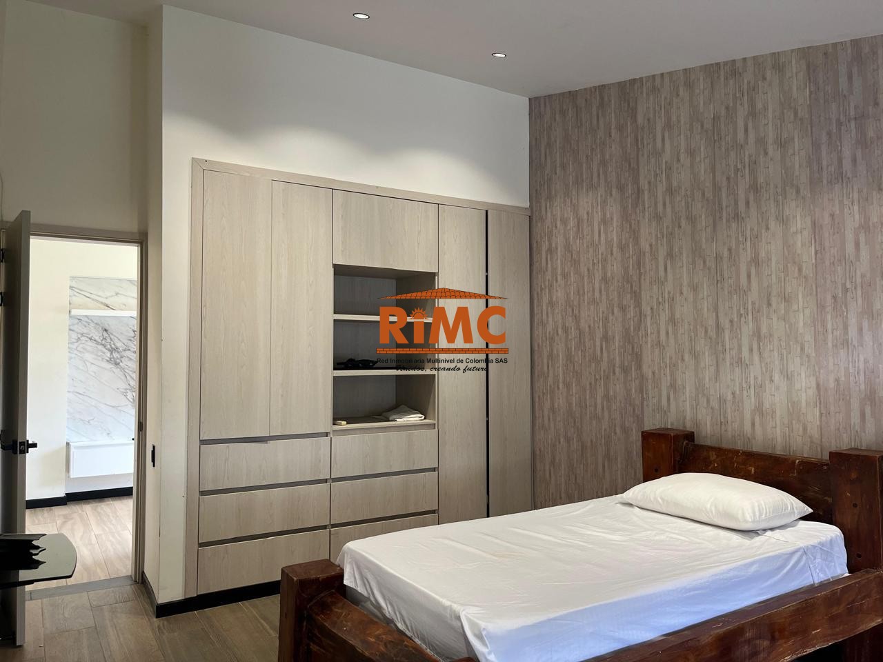SE VENDE CASA CAMPESTRE DE LUJO EN COMBIA PEREIRA (B.I.) - RIMC
